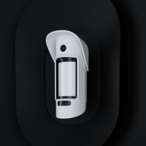 MotionCam Outdoor — Wireless outdoor motion detector with photo