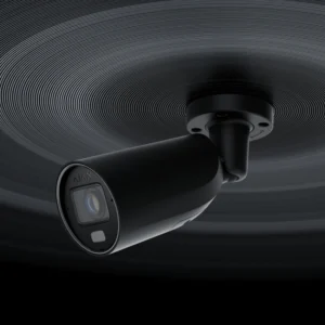 Outdoor IP camera with motorized varifocal lens